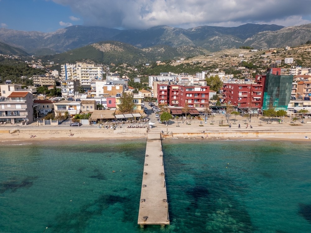 Discover why Albania is a top destination for dental tourism. Affordable prices, expert dentists, and travel experiences await at Tarja Dental.