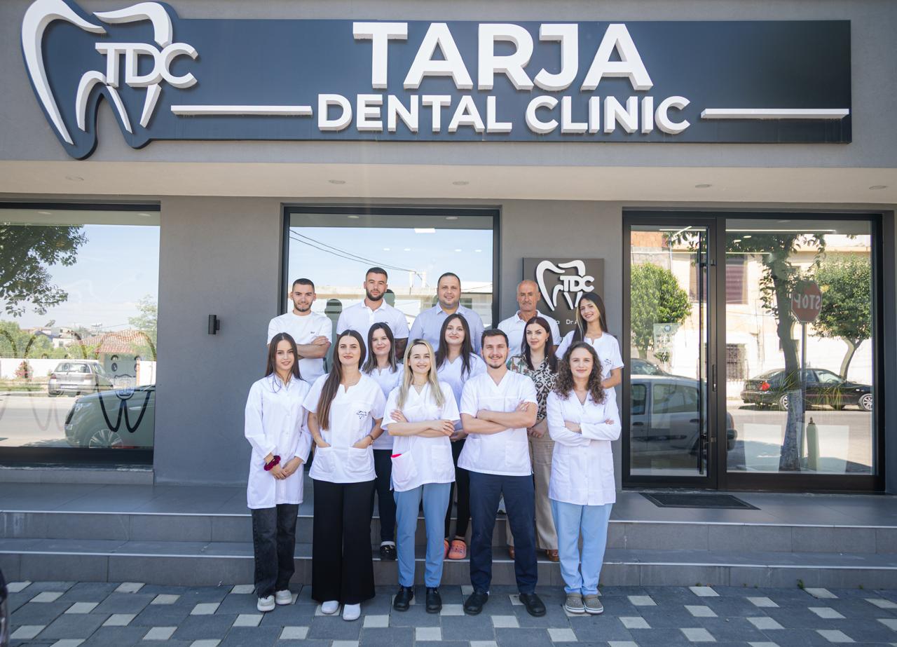 Compared to All-on-4, the All-on-6 technique distributes chewing forces across a greater number of implants, making it especially suitable for patients with weaker bone density or those seeking maximum durability.
In Western Europe, All-on-6 can cost up to €28,000 per arch, while in Albania patients typically pay under €6,000 — with the same CE-certified implants and advanced technology such as 3D-guided surgery.