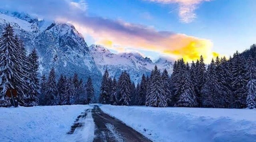 For adventure lovers, Theth and Valbona National Park are mesmerizing in December. These alpine villages become snowy retreats, offering breathtaking landscapes, frozen waterfalls, and warm hospitality in mountain lodges.